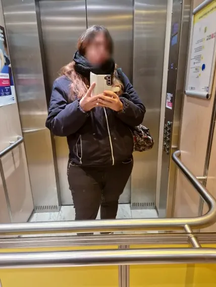 Agnes, 38