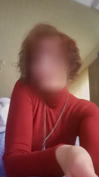 Anne, 40