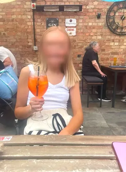 Ellie, 26