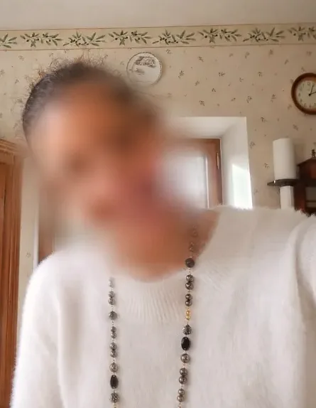 Marie, 37