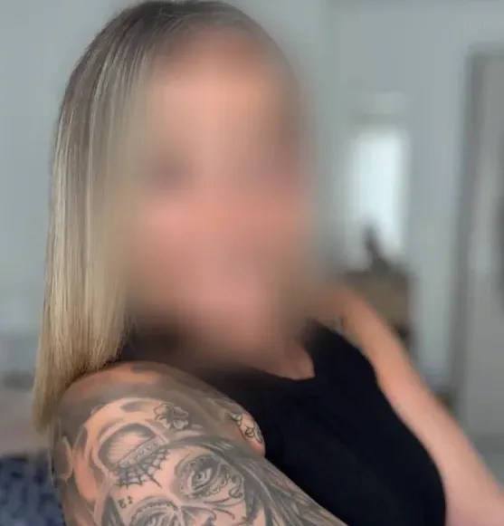 Mette, 36